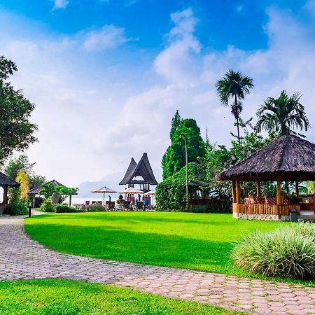 Tabo Cottages Tuk Tuk Exterior photo