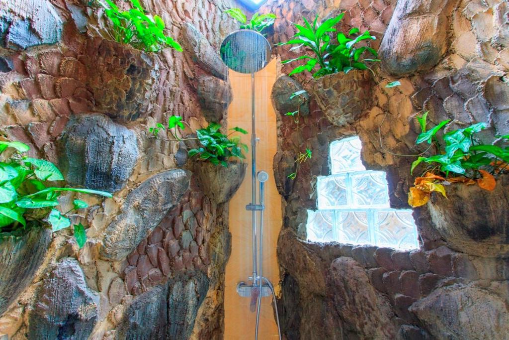 Tabo Cottages Tuk Tuk Exterior photo