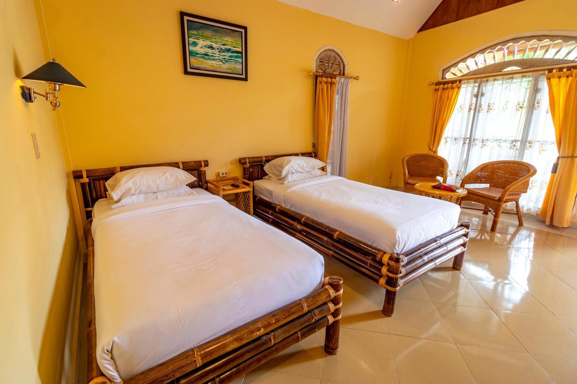 Tabo Cottages Tuk Tuk Exterior photo